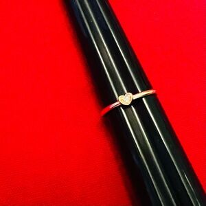 Delicate Heart Accent Thin Band Ring - Rose Gold